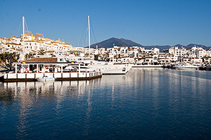 Puerto Banús  Dinasol Marina